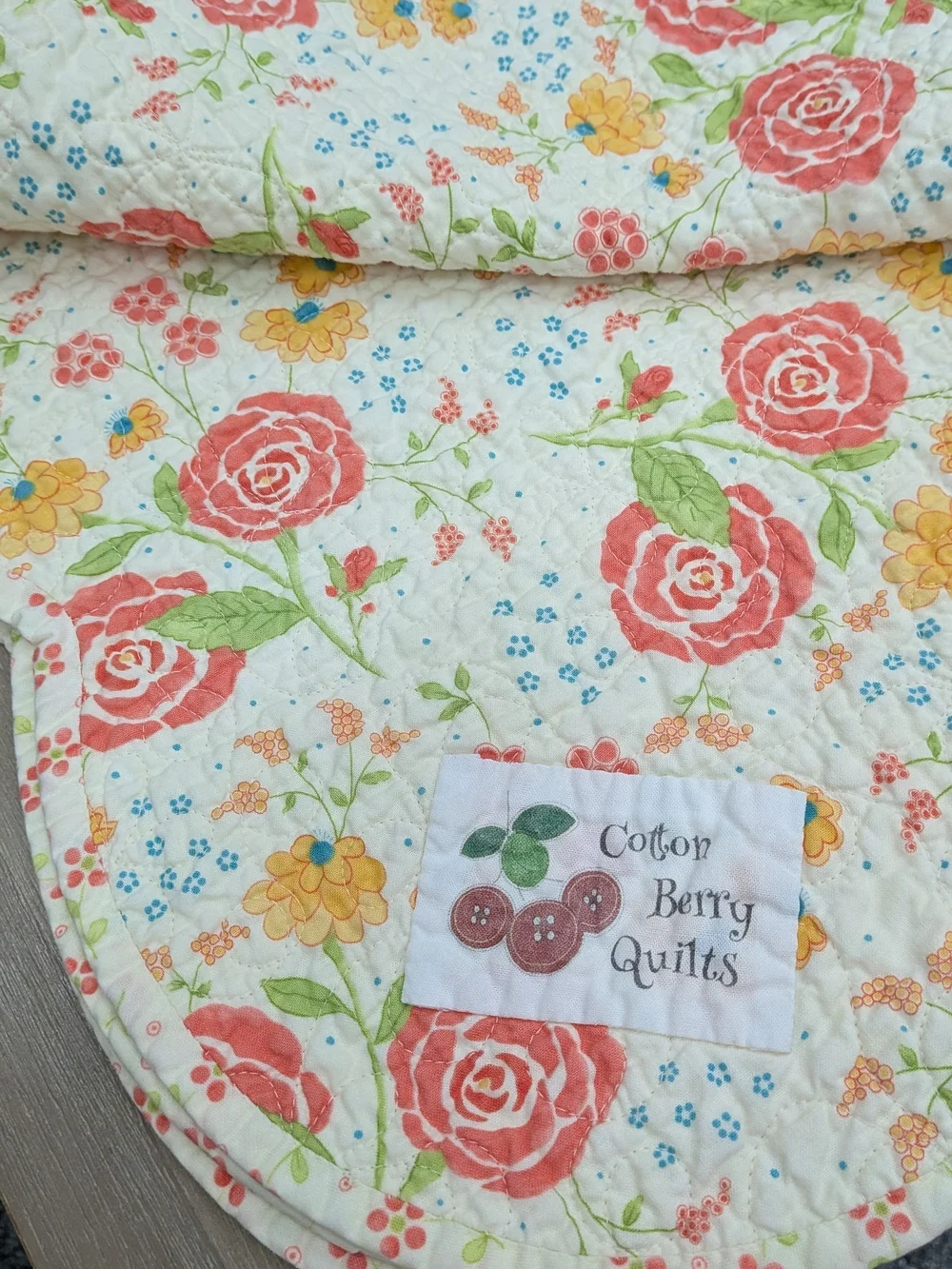 COTTON BERRY QUILT 74 X 74.